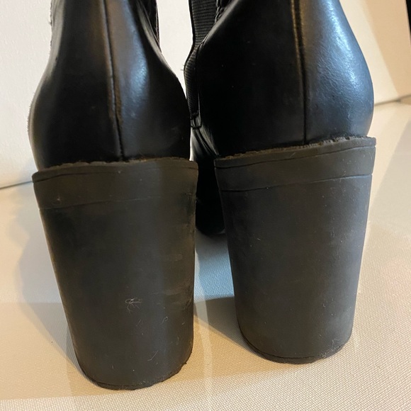 H&M Divided Boots - Picture 5 of 12